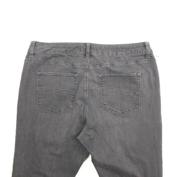 Lee Curvy Fit Bootcut Women's size 18 Gray Denim Jeans - Picture 2 of 4